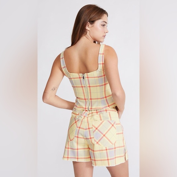 WeWoreWhat The Boyfriend Short in Color Garden Glade Size 25 - Picture 3 of 7